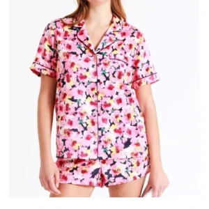 QinQin Women's Organic Bamboo Knitted Elastic Waist Front Logo ODM Casual Summer Short Sleeve Sleepwear Pajama Set