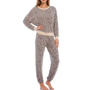 QinQin New Arrival Elegant Fashionable Leopard Printing Comfortable Breathable Women's Long-sleeve Pants Pajamas Set for Home