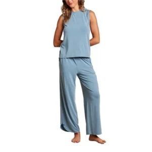 QinQin Wholesale Elegant Fashionable Casual Comfortable Women's Pajamas Sets Breathable Fabric Spring Summer Autumn Front
