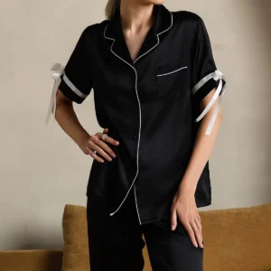 QinQin Elegant Well-dressed Hot Sale Smooth Silk Breathable Comfortable Customizable Women's Short-sleeve Pants Pajamas Sets Bow